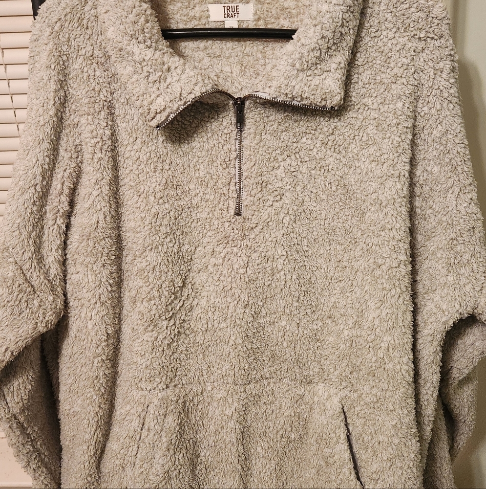 True craft sherpa pull over